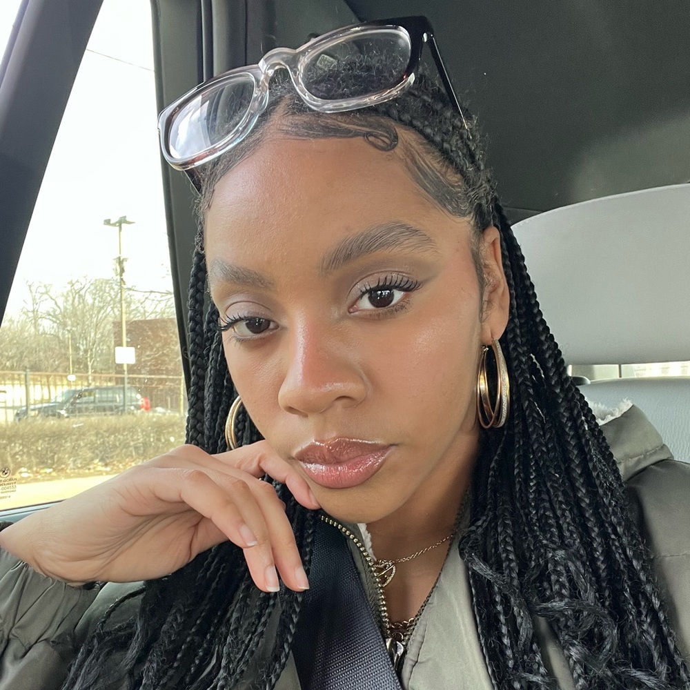 Meet your Posher, Karizma